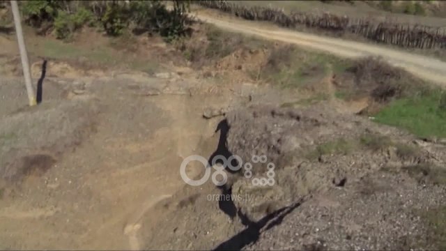 Ora News - Lezhë, makina me drogë bie poshtë urës, vdes shoferi