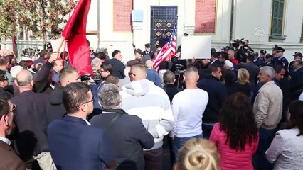 Arnavutluk'ta 'Çevreyolu' protestosu - TİRAN