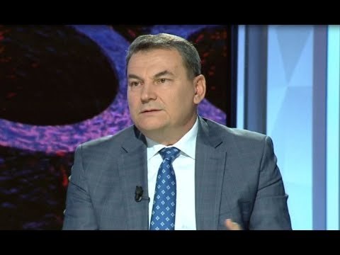 Ora News - Anulimi i testit për gradat, Çako: Ardi Veliu ligjërisht po bën detyrën