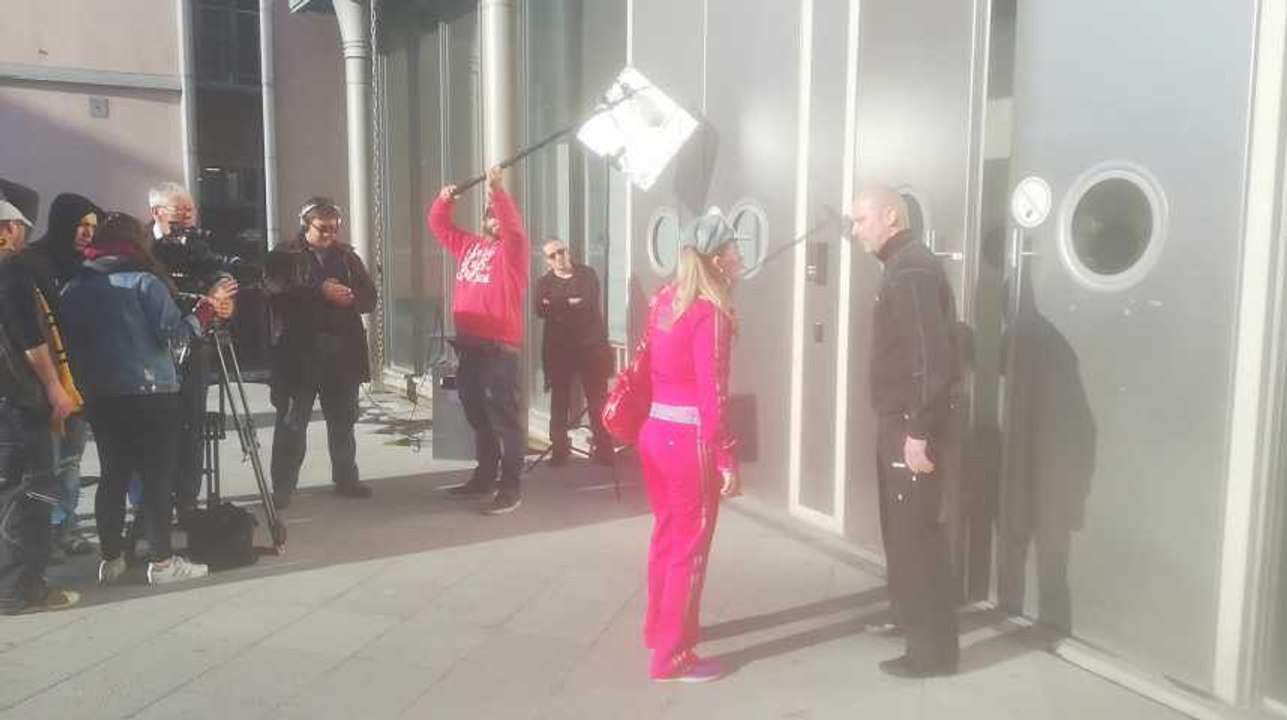 Mons: tournage du film Marguerite devant les Cours de justice