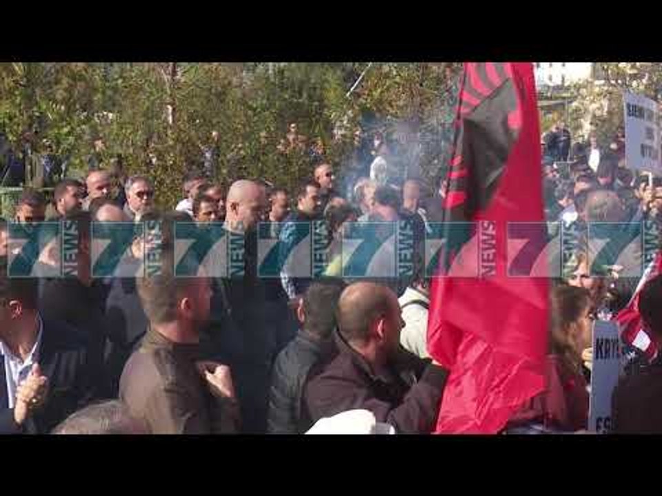 VELIAJ DEKLARON SE NUK DO TERHIQET NGA PROJEKTI I UNAZES SE RE - News, Lajme - Kanali 7