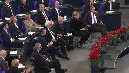 Macron insiste en una Europa fuerte frente al "caos" global