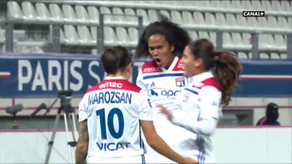 La tête rageuse de Wendie Renard qui égalise !