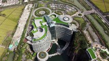 افتتاح فندق فاره داخل مقلع صخري سابق في شنغهاي