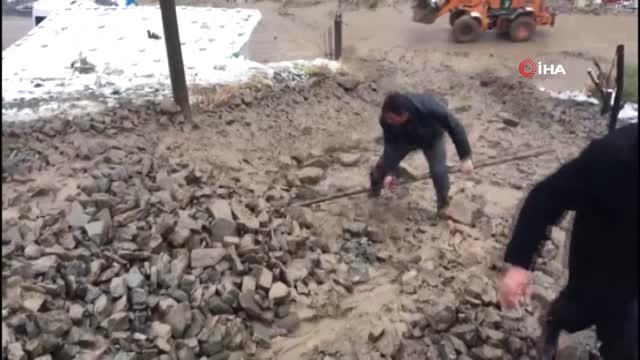 Beytüşşebap-Şırnak Karayolunda Meydana Gelen Selden Dolayı Yol Ulaşıma Kapandı