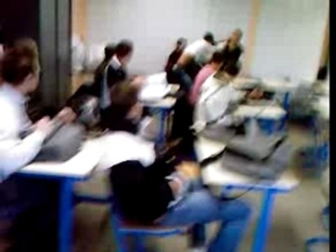 MAÇON(alex) VS PLAQUISTE(maxence)