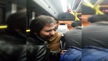 Yolcu minibüsünde şarkı söyleyen Müslüm Gürses hayranı paylaşım rekoru kırdı