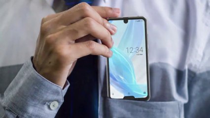 Sharp AQUOS R2 compact, el móvil con dos notches