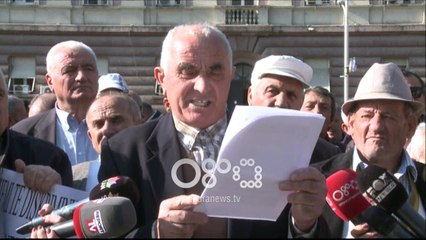 Ora News - Minatorët protestë para Kryeministrisë, kërkojnë statusin