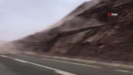 Bingöl'de Toprak Kayması Kamerada