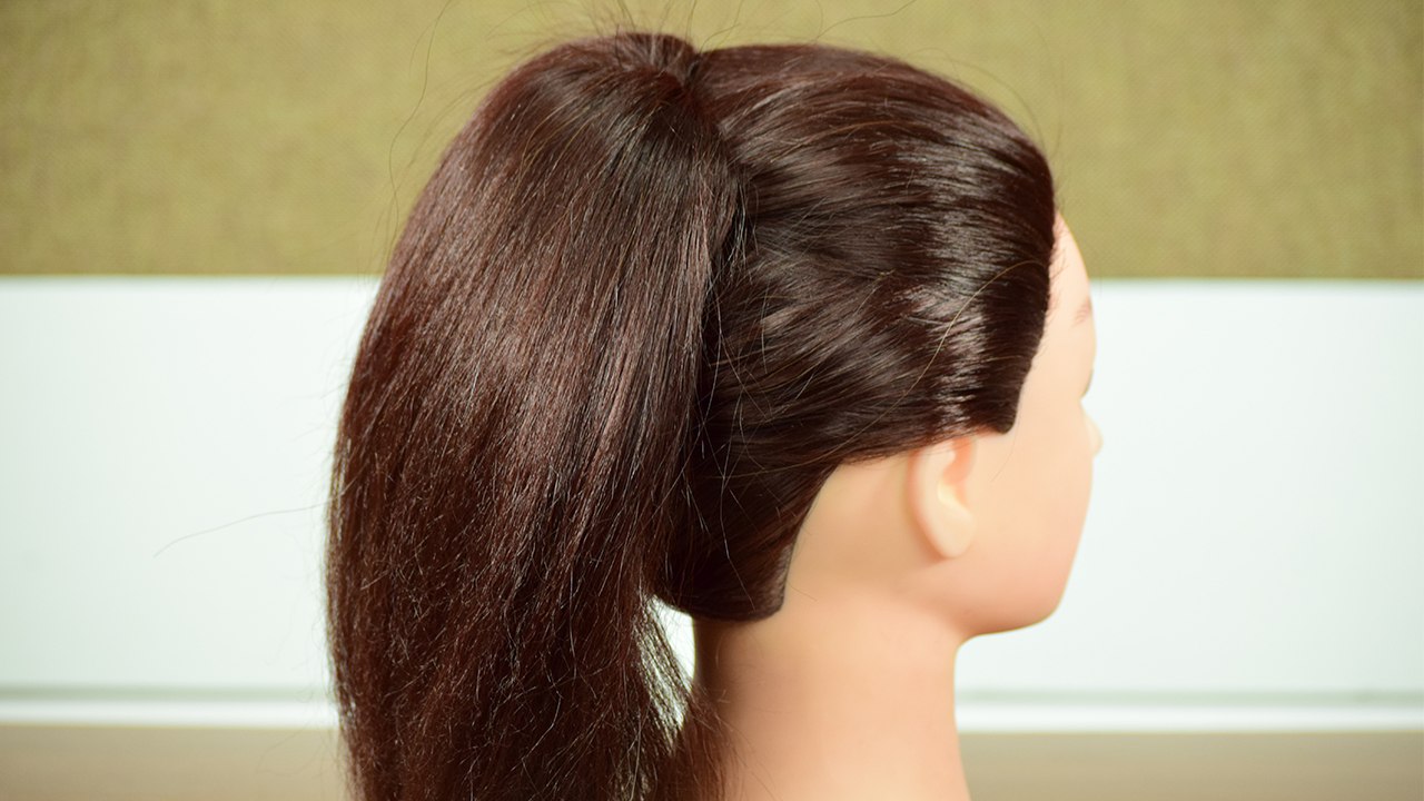 Hairstyle Tutorial - High Ponytail: ऐसे बनाये हाई पोनीटेल | Boldsky
