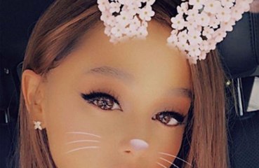 Ariana Grande dice addio alla sua famosa coda di cavallo