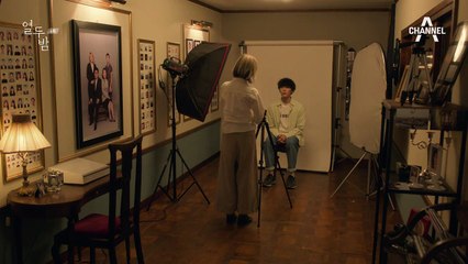 "저도 많이 변했나요?" 4년 째 이리 사진관에 사진을 찍으러 온 신현수