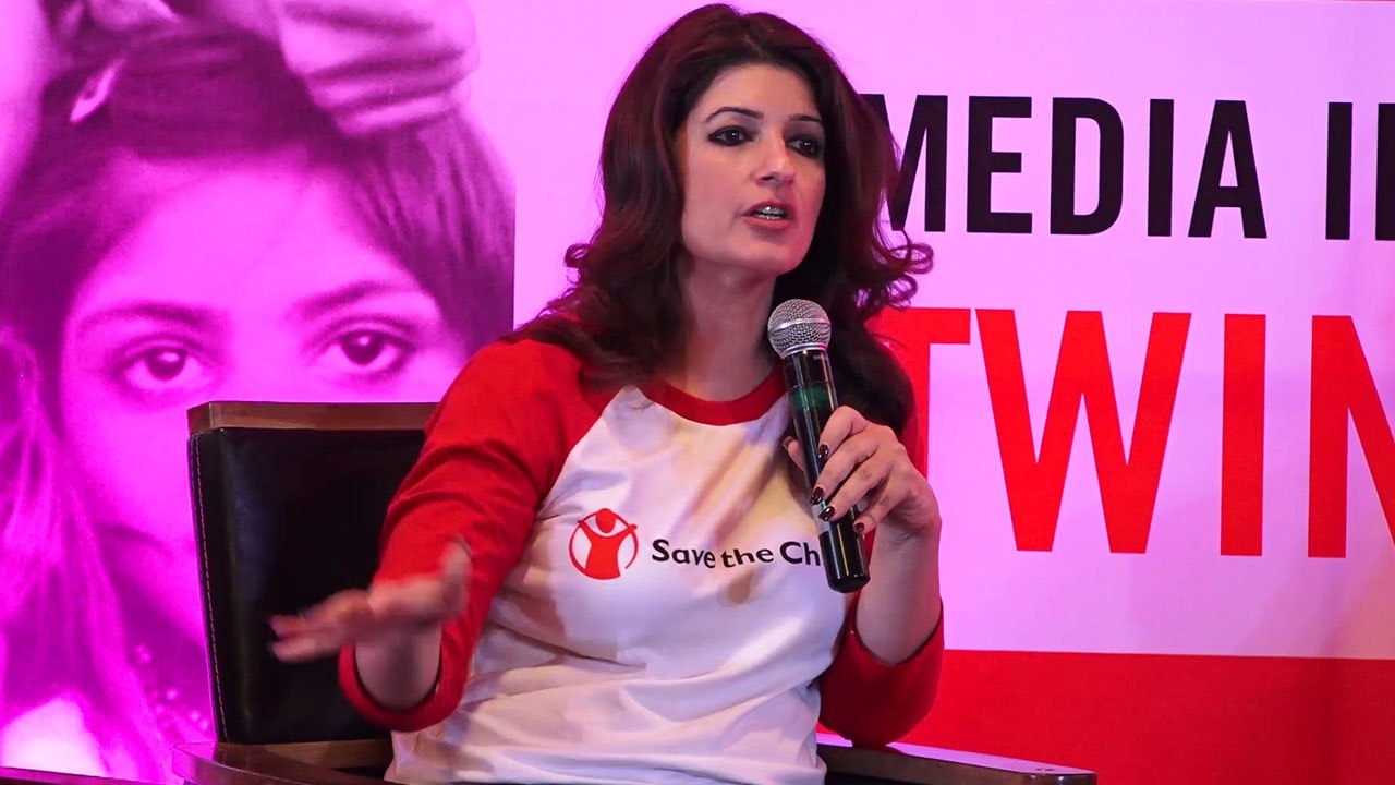 Twinkle Khanna shares tips on periods & women health; Watch Video | Boldsky