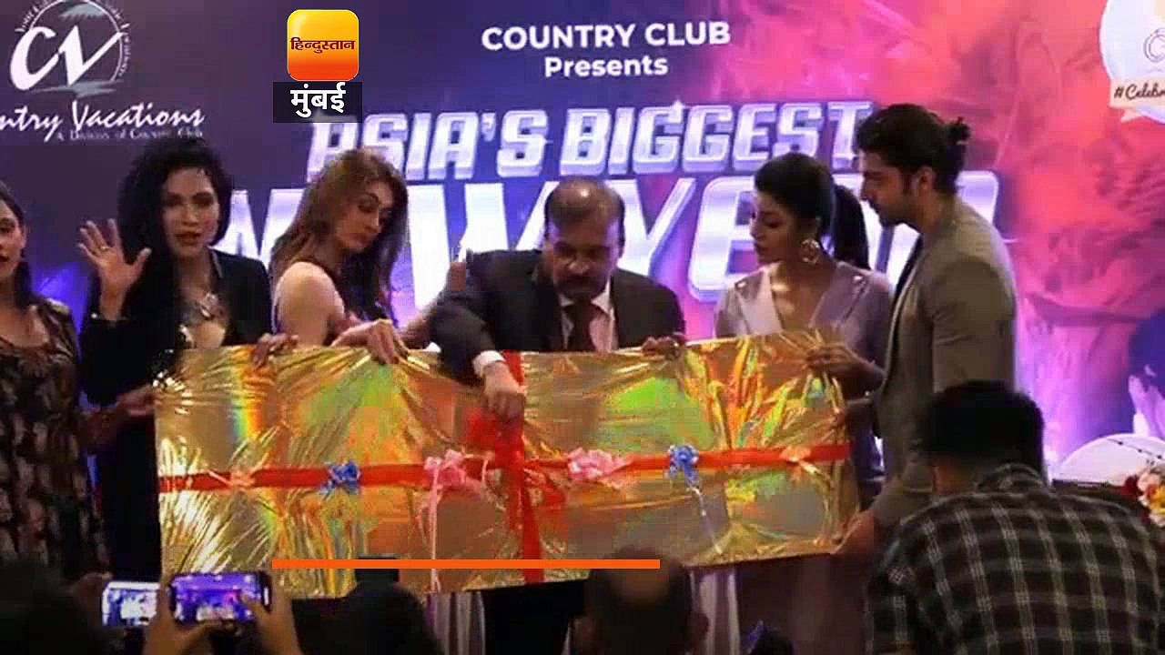 गुरमीत चौधरी और देबिना बनर्जी कल रात ईवेंट में साथ नजर आए