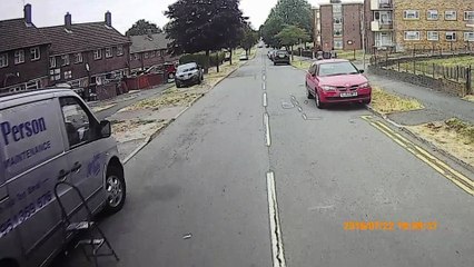 SB51 CMU driving on the wrong side of the road