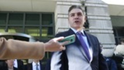CNN's Motion Granted: Jim Acosta's White House Press Pass Temporarily Returned | THR News