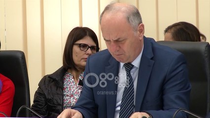 Ora News - KLSH me botime të reja në Panairin e Librit