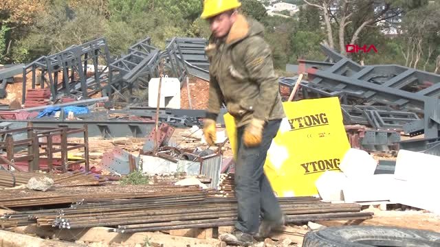İstanbul Ulaştırma Bakanı Turhan'dan Televizyon Kulesi Açıklaması