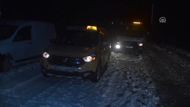 Kop Dağı Geçidi Buzlanma Nedeniyle Ulaşıma Kapatıldı