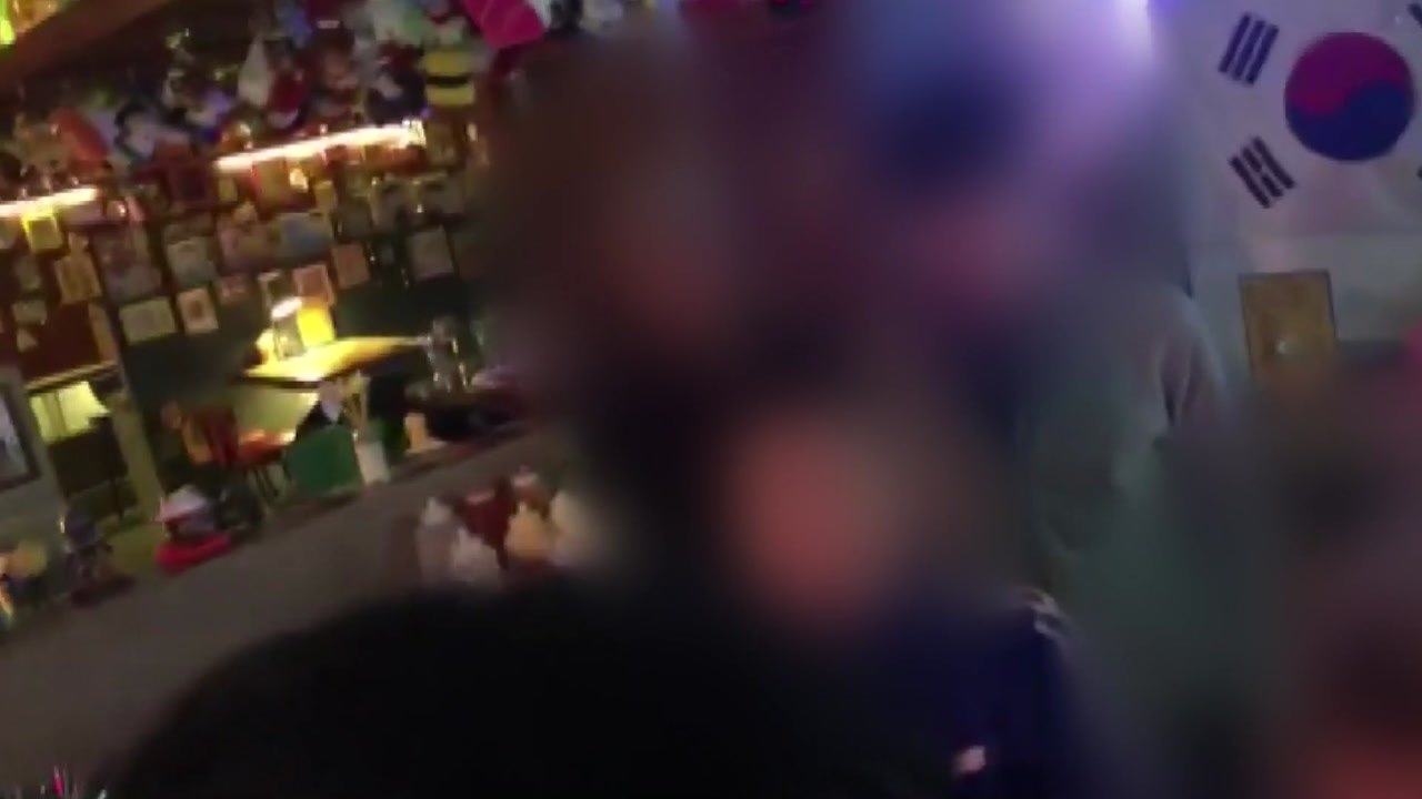 우려되는 극단적 남녀 성 대결 문화...원인과 대책은? / YTN