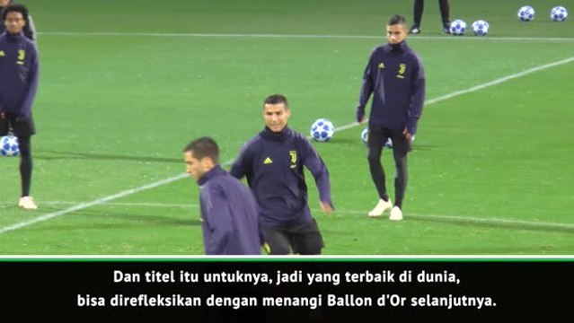 Ronaldo Layak Menerima Ballon d'Or Atas Talenta Besarnya - Santos