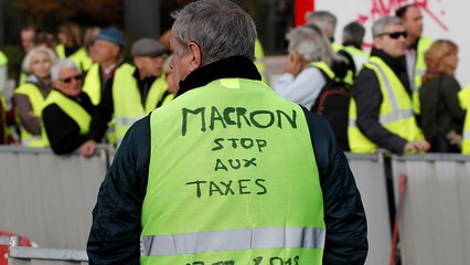 Un mort et 16 blessés dans des manifestations de "gilets jaunes"