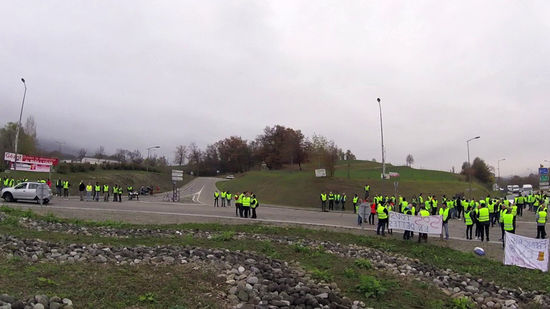 Gilets Jaunes à Seynod Et Annecy