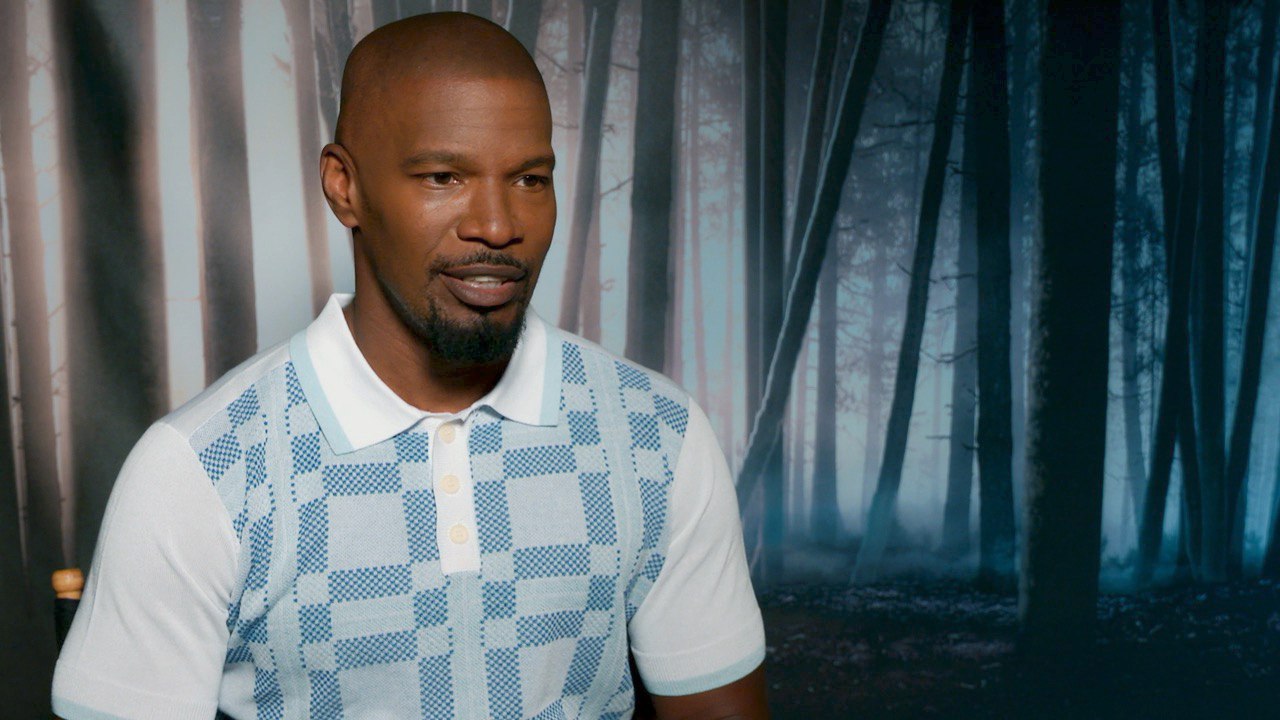 Jamie Foxx Is Fixated On The Fashion Of 'Robin Hood'