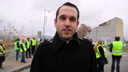 Pierre Jouvet avec les gilets jaunes à Saint-Vallier