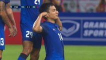 Thai player scores from a corner, celebrates like Dybala and Depay