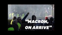 Des gilets jaunes tentent une percée vers l'Élysée