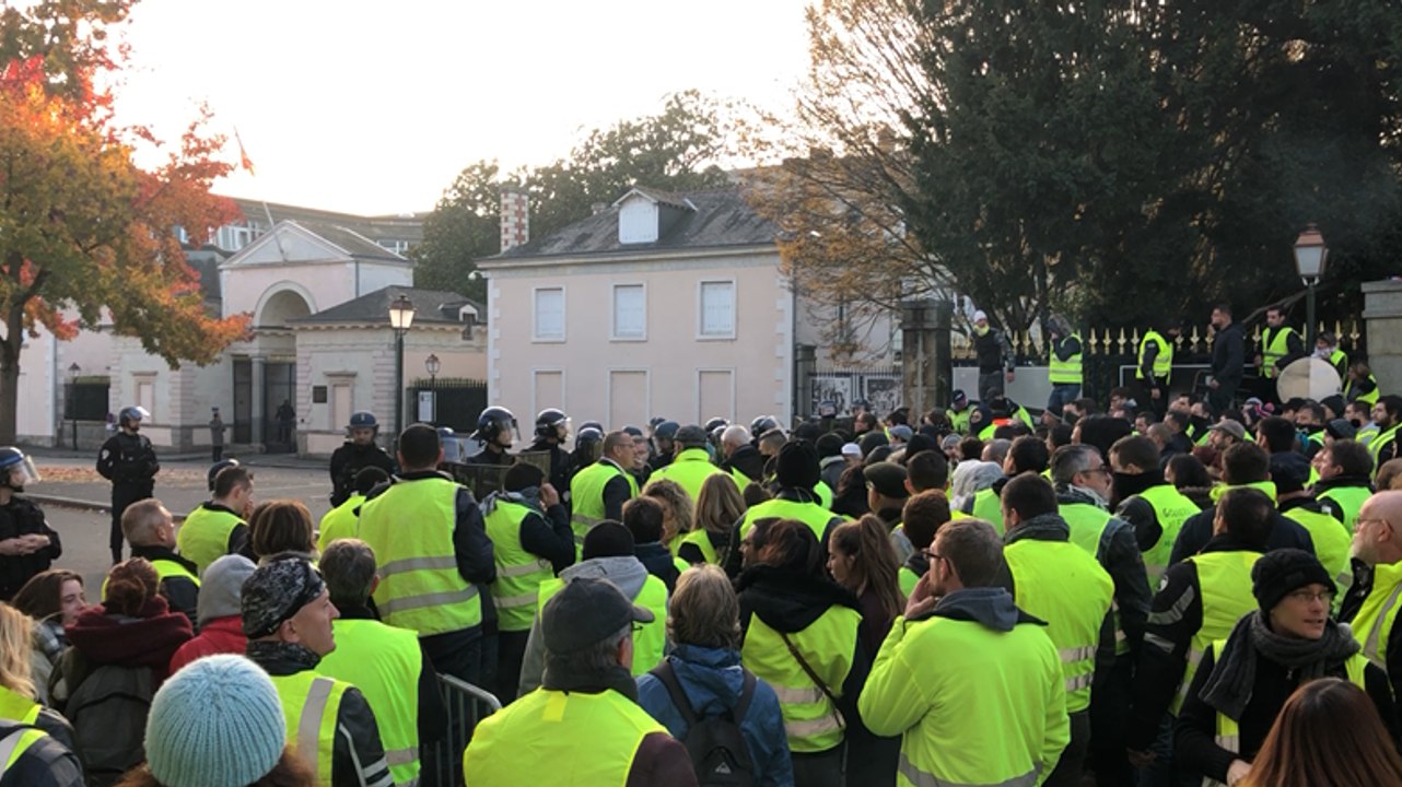 Les Gilets jaunes à Laval