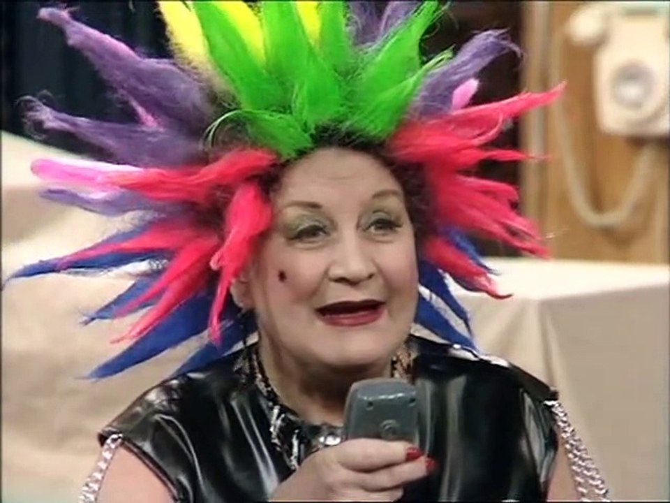 Are You Being Served s09e04   Calling All Customers