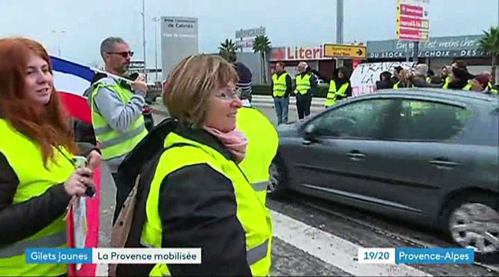 Opération Gilets Jaunes à Plan De Campagne Et Au Péage De La Barque Sur La8 17nov2018