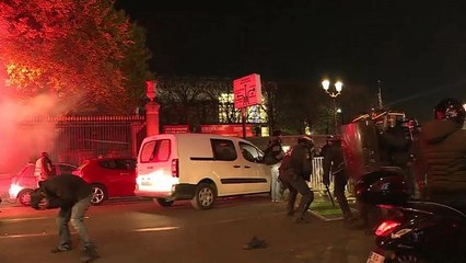 شاهد: اشتباكات بين الشرطة الفرنسية ومتظاهرين