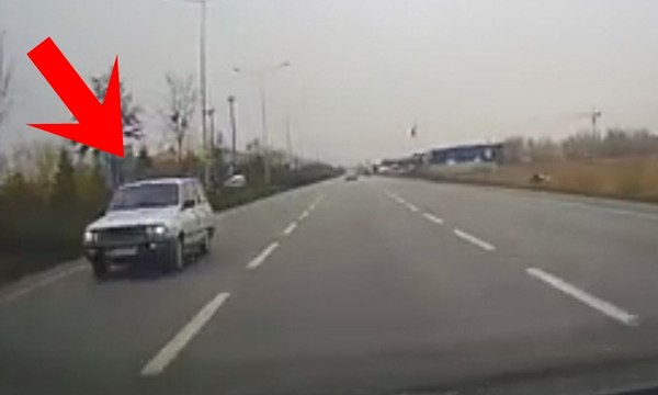 Ters yönde giden araç tehlike saçtı