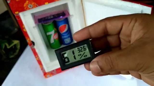 how to make a mini refrigerator at home by own maker1