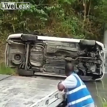 Pire dépanneur : ils perdent la voiture à dépanner !