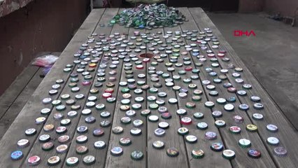 Trabzon Gazoz Kapaklarından Magnet Yapıp, Geliriyle Burs Veriyor