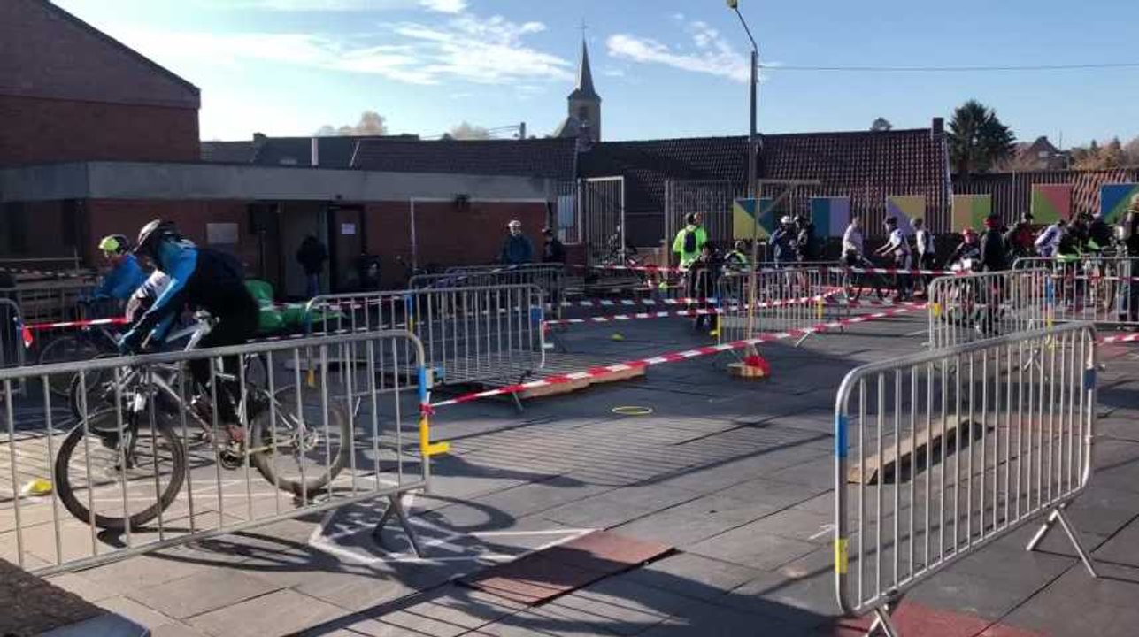 VTT des éoliennes à Wihéries : un parcours d’obstacles pour les enfants