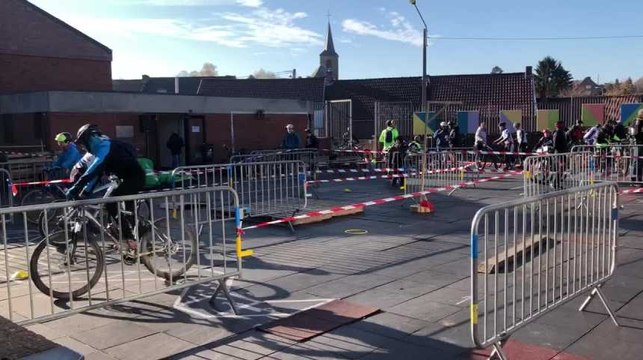 VTT des éoliennes à Wihéries : un parcours d’obstacles pour les enfants