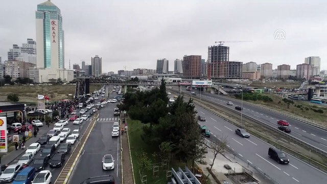 İstanbul Kitap Fuarı'na yoğun ilgi - İSTANBUL