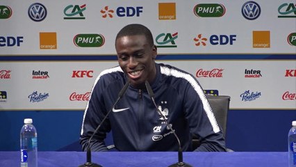 Bleus - F. Mendy : "On me dit souvent que j'ai un bon pied droit"