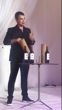 Gözlerinize İnanamayacaksınız ! Bunu Nasıl Yaptığını Çözen Olmadı !