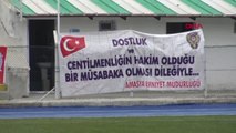 Spor Futbolcular Sahaya 'Küfüre ve Kötü Tezahürata Hayır' Pankartı ile Çıktı