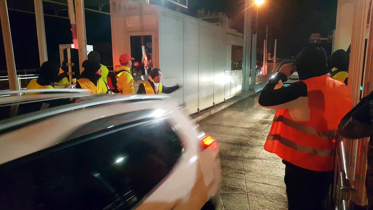 Gilets jaunes: le mouvement se poursuite, à Orange sud