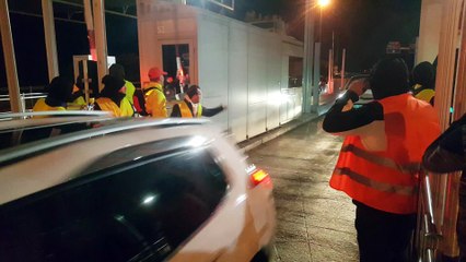 Gilets jaunes: le mouvement se poursuite, à Orange sud