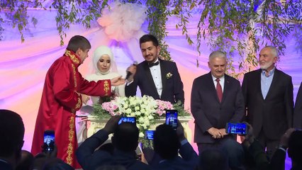 Yıldırım, damada 'başarılı evliliğin sırrı'nı verdi; 'İtaat et, rahat et' - ANTALYA