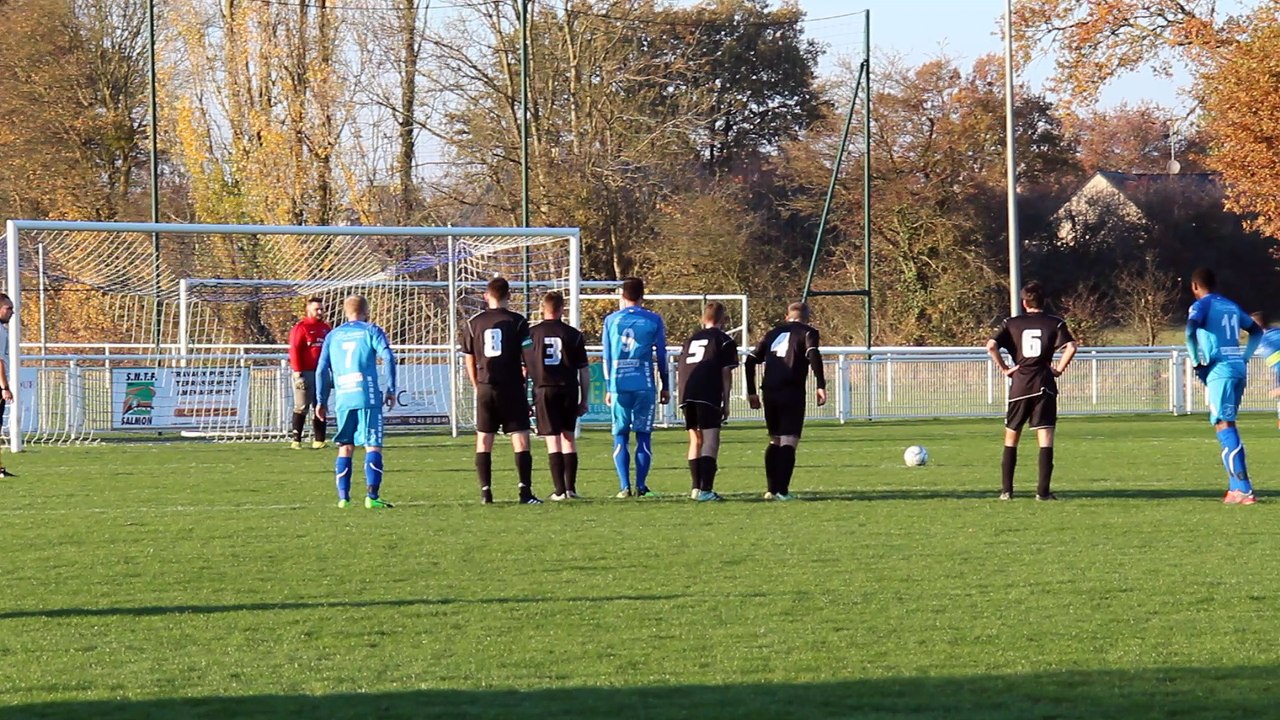 18/11/2018 : Soulgé B VS Commer. 3-4. Pénalty d'Anthony.